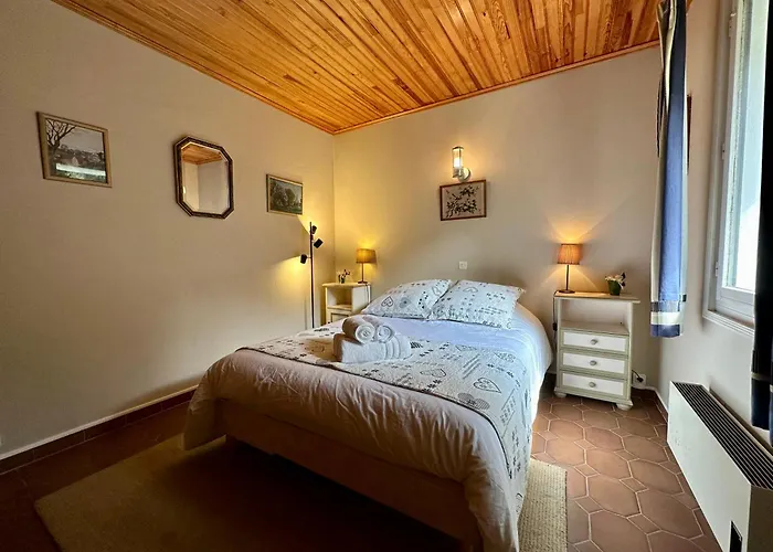 La Maison Cachée Hébergement de vacances *